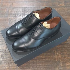 Allen Edmonds Carlyle Oxford men’s dress shoe